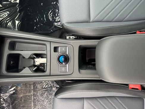 New 2026 Volkswagen Tiguan SE AWD/4WD image 25