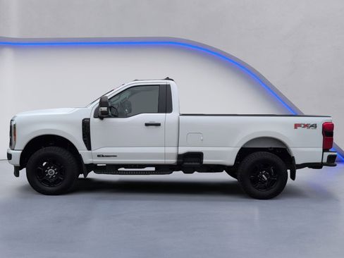 Used 2023 Ford F350 XL w/ STX Appearance Package AWD/4WD image 5