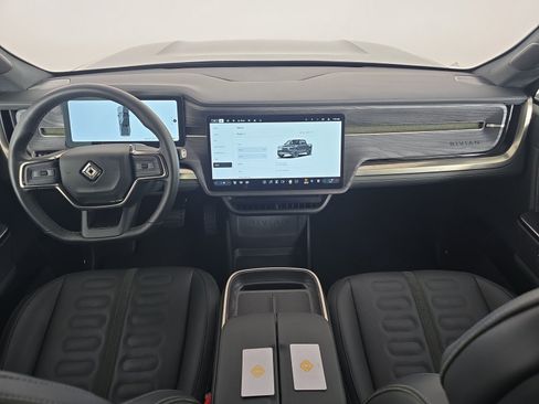 Used 2025 Rivian R1T Adventure AWD/4WD image 25