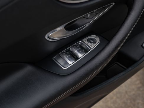 Used 2018 Mercedes-Benz E 400 Coupe w/ Premium 1 Package image 34