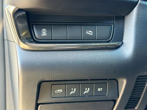 Used 2022 MAZDA CX-30 AWD 2.5 S w/ Premium Package image 35