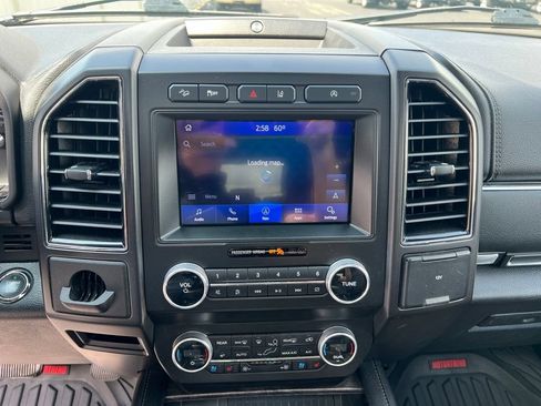Used 2021 Ford Expedition Limited AWD/4WD image 5