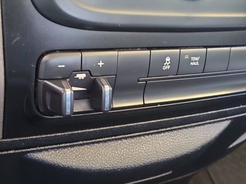 Used 2018 RAM 1500 Tradesman w/ Popular Equipment Group AWD/4WD image 23