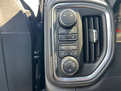 Used 2019 Chevrolet Silverado 1500 LT Trail Boss AWD/4WD image 10