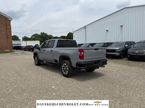 Used 2025 Chevrolet Silverado 2500 Custom w/ Custom Value Package AWD/4WD image 3