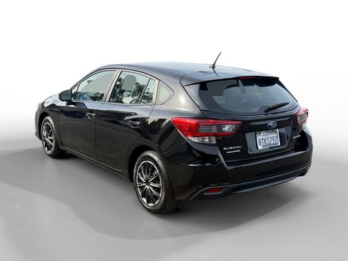 Used 2020 Subaru Impreza 2.0i image 3