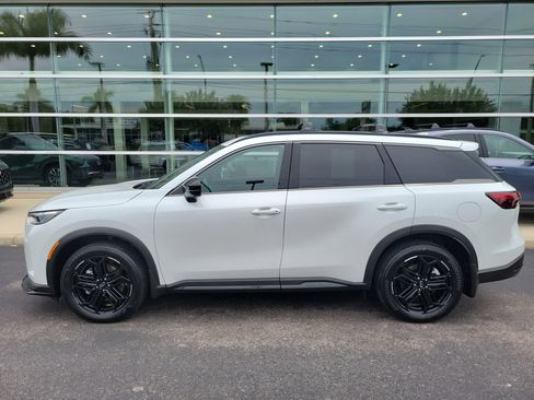 Certified 2026 INFINITI QX60 Sport w/ Dark Cargo Package AWD/4WD image 7