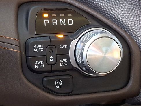 Used 2025 RAM 1500 Limited image 15