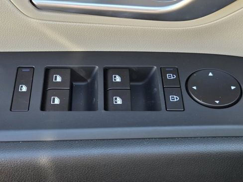 Certified 2024 Hyundai Tucson SE image 25