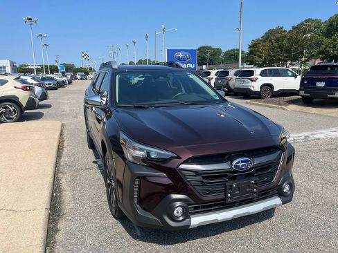 Used 2025 Subaru Outback Touring XT AWD/4WD image 2