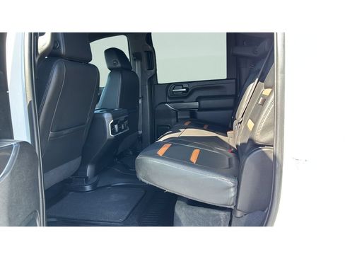 Used 2022 GMC Sierra 2500 AT4 w/ Gooseneck/5TH Wheel Package AWD/4WD image 14