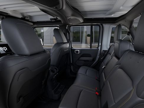 New 2026 Jeep Wrangler Unlimited Sahara AWD/4WD image 24