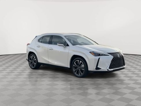 Used 2025 Lexus UX 300h AWD image 2