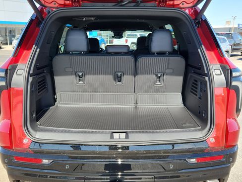 New 2026 Chevrolet Traverse RS w/ LPO, Floor Liner Package image 7