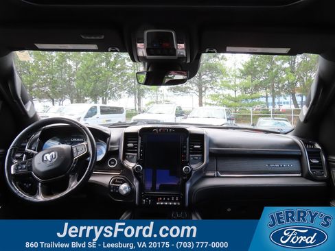 Used 2020 RAM 1500 Limited w/ Black Appearance Package AWD/4WD image 15