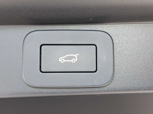 Used 2023 Land Rover Range Rover SE AWD/4WD image 15