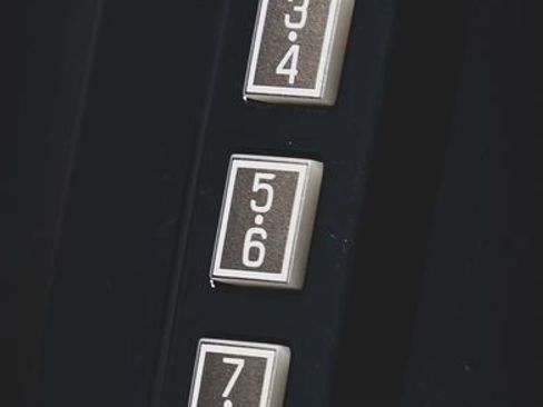 Used 2024 Ford F150 XLT w/ Mobile Office Package image 21