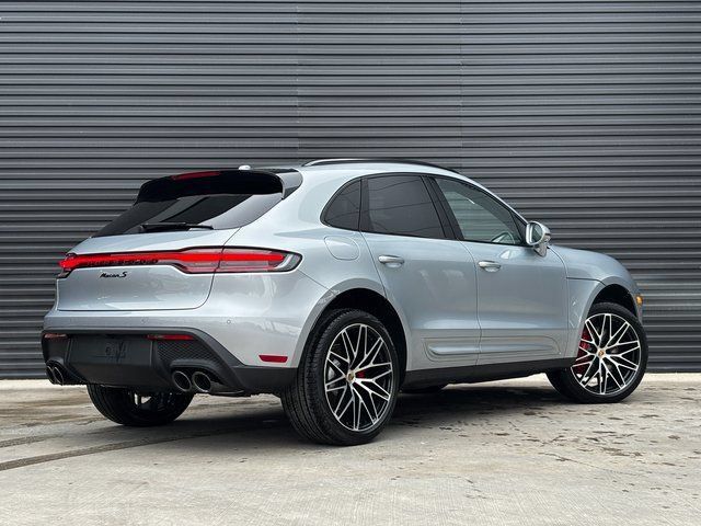 Certified 2026 Porsche Macan S AWD/4WD image 7