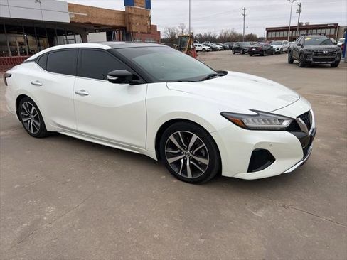 Used 2019 Nissan Maxima 3.5 SL w/ Floor Mat Group image 2