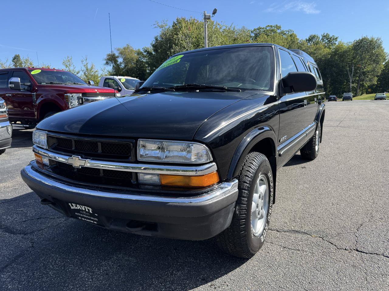 Used 2001 Chevrolet S10 Pickup LS AWD/4WD image 2