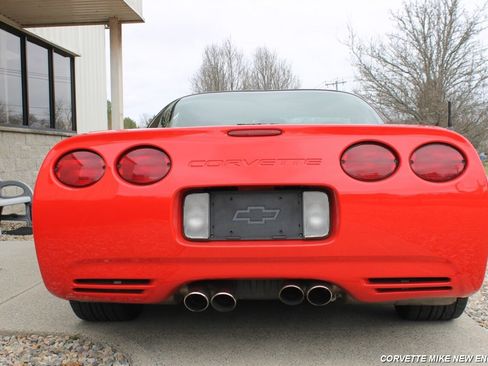 Used 1999 Chevrolet Corvette Coupe image 13