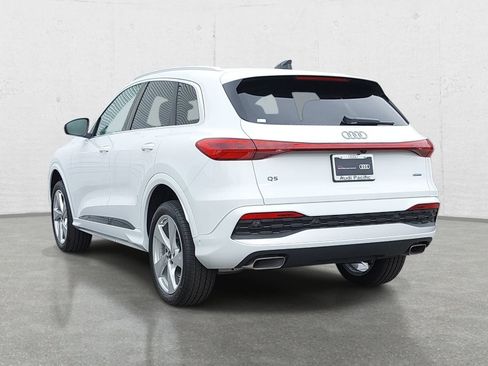 Certified 2025 Audi Q5 Premium Plus w/ Premium Plus AWD/4WD image 7