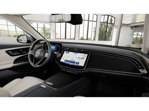 New 2026 Mercedes-Benz E 350 4MATIC Sedan image 6