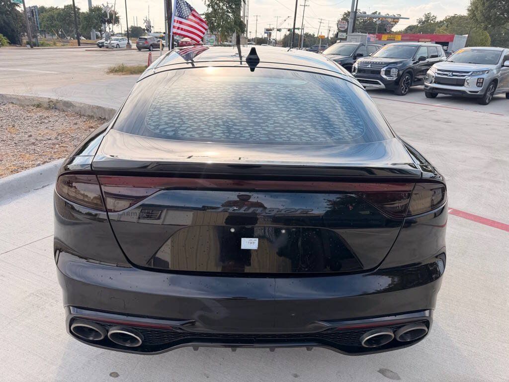 Used 2022 Kia Stinger GT-Line w/ Sun & Sound Package RWD image 3