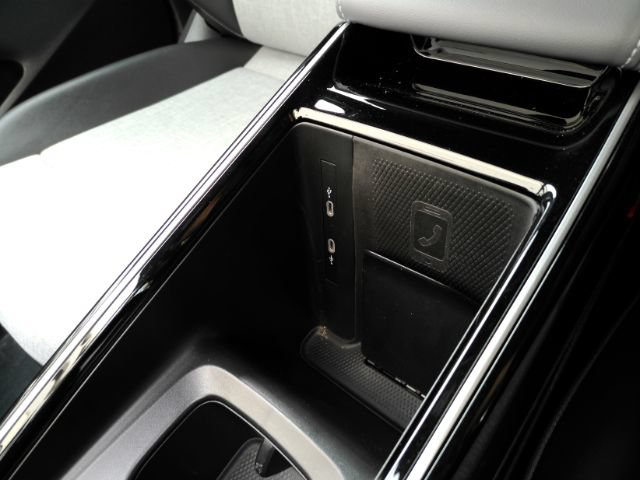 Used 2023 Volkswagen ID.4 Pro RWD image 45