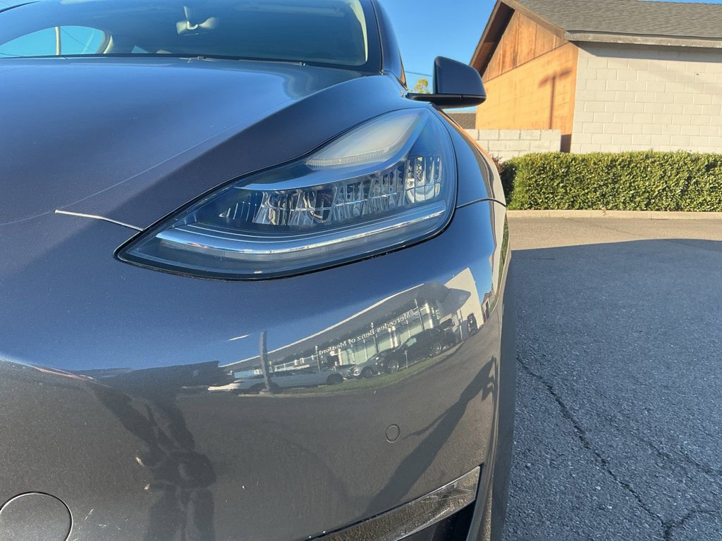 Used 2022 Tesla Model Y Long Range AWD/4WD image 9