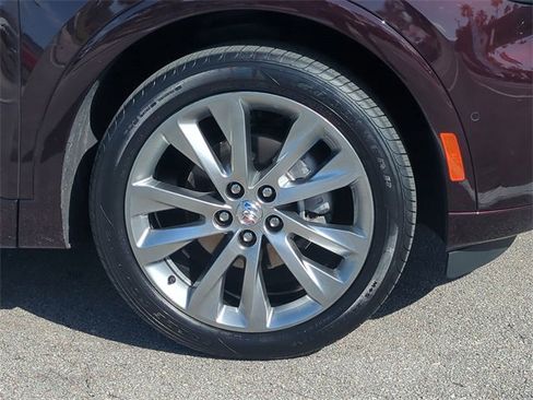 Used 2023 Buick Envision Avenir image 11