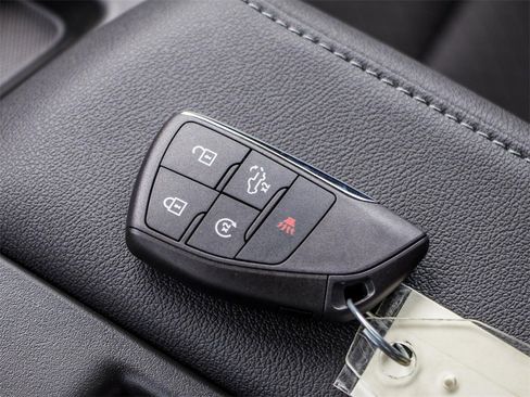 New 2026 GMC Sierra 1500 Elevation image 31