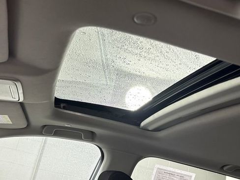 Used 2025 Honda CR-V EX image 40