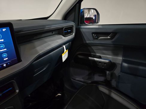 New 2025 Ford Maverick Lobo image 30