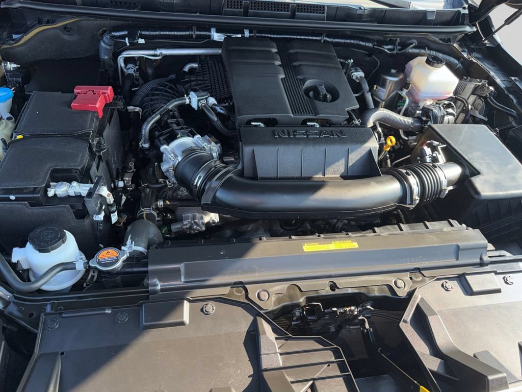 Used 2024 Nissan Frontier SV w/ Technology Package RWD image 20