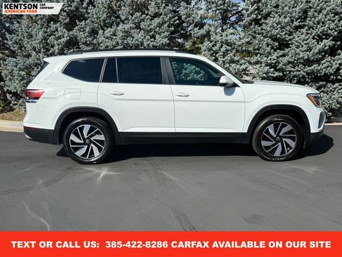 Used 2025 Volkswagen Atlas SE image 11