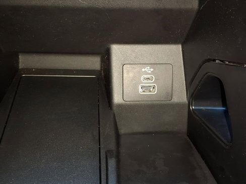 Used 2025 Ford Ranger XL image 23