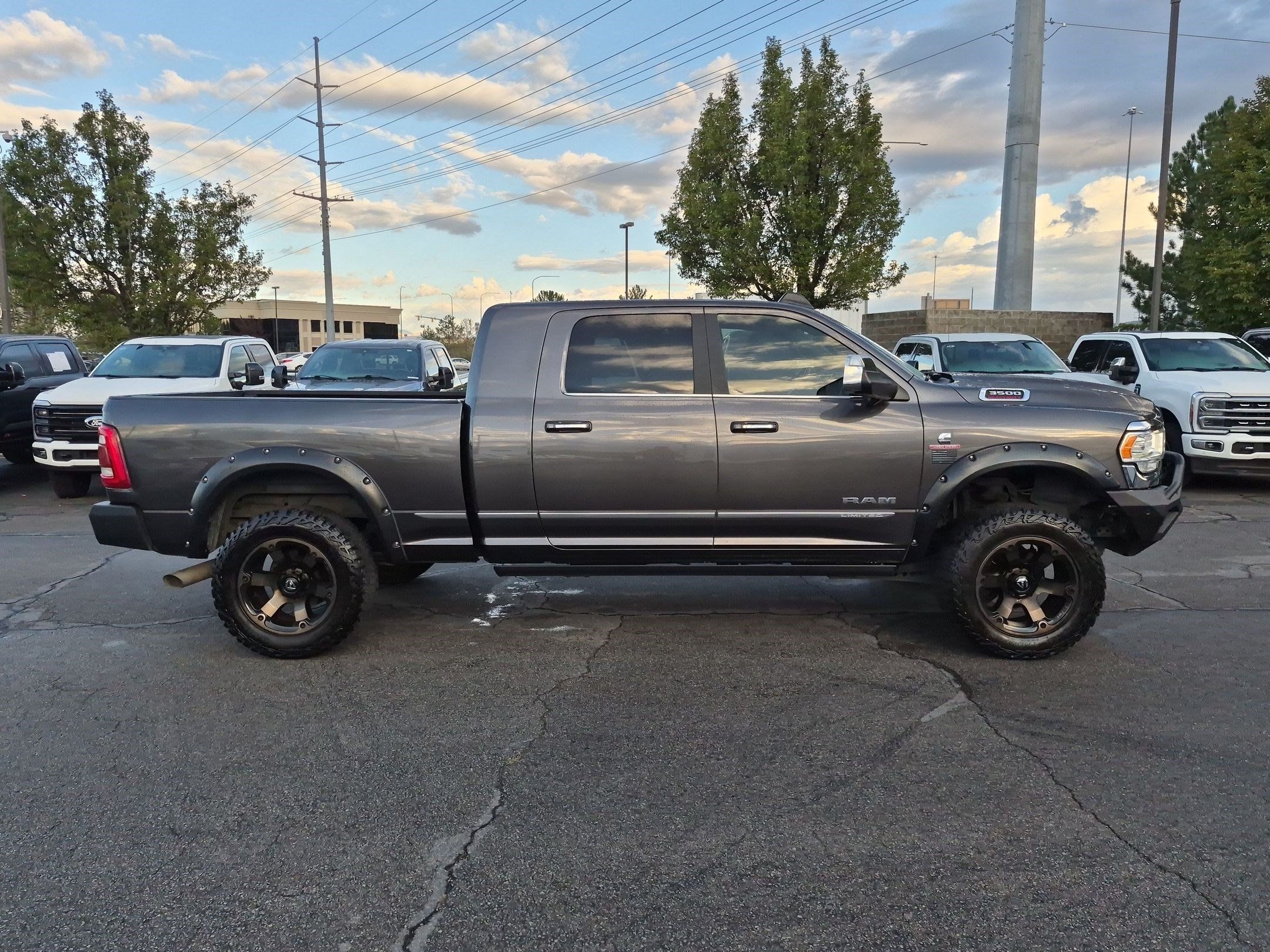 Used 2020 RAM 3500 Limited AWD/4WD image 2