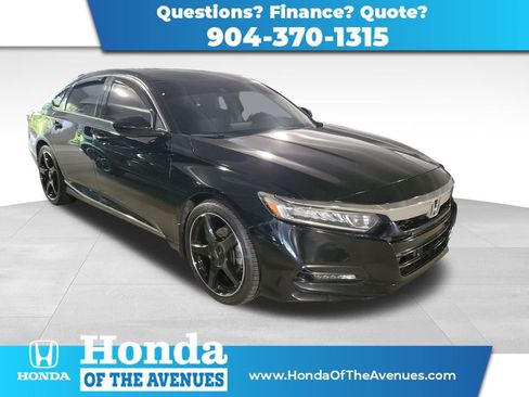 Used 2018 Honda Accord EX image 1