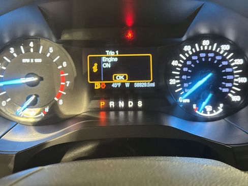 Used 2017 Ford Edge SEL w/ Class II Trailer Tow Package image 21