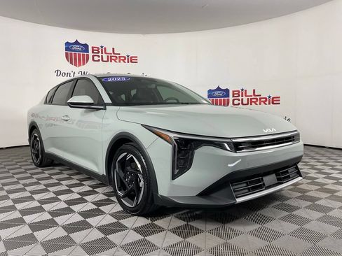 Used 2025 Kia K4 EX FWD image 1