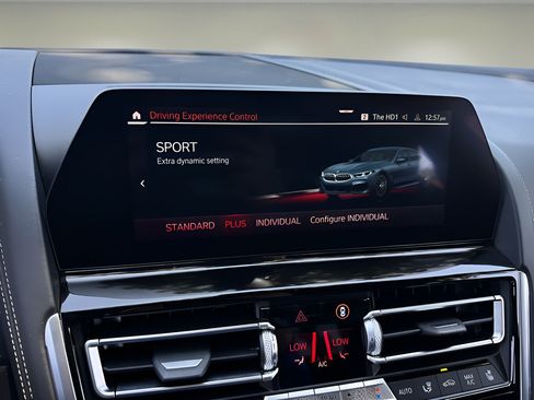 Used 2022 BMW M850i Gran Coupe xDrive w/ Driving Assistance Package AWD/4WD image 9