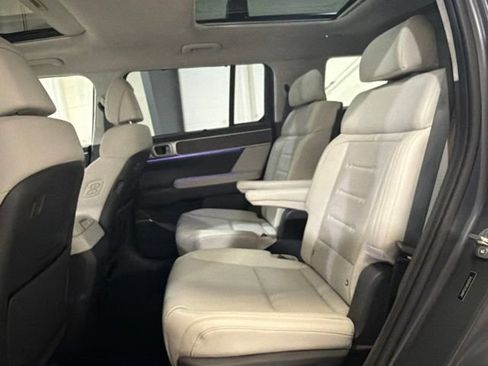Used 2025 Hyundai Santa Fe Calligraphy AWD/4WD image 23