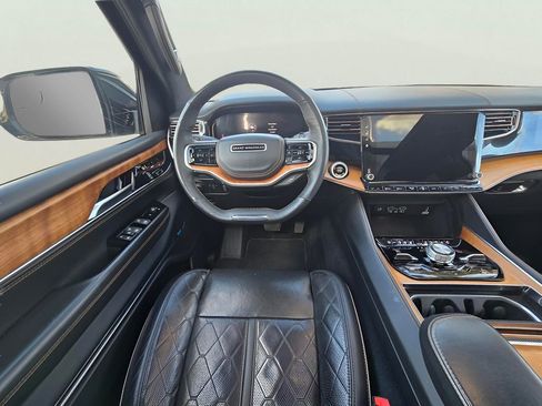 Used 2024 Jeep Grand Wagoneer L Series III image 73