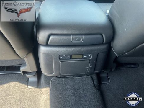 Used 2021 Nissan Armada SL w/ Captain's Chairs Package image 21