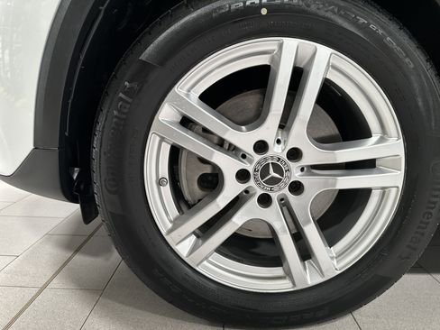 Certified 2023 Mercedes-Benz GLA 250 4MATIC image 11
