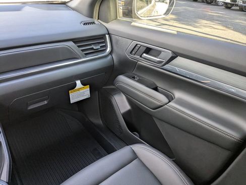 New 2026 GMC Terrain Elevation w/ Elevation Premium Package image 18