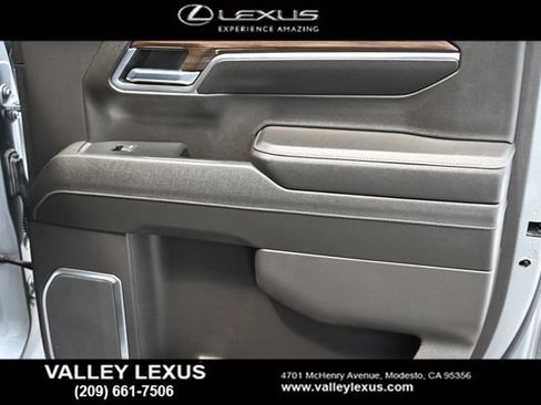 Used 2023 Chevrolet Silverado 1500 LT Trail Boss w/ Convenience Package II AWD/4WD image 17