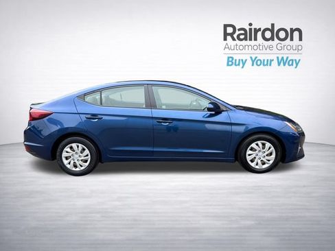 Used 2020 Hyundai Elantra SE FWD image 7
