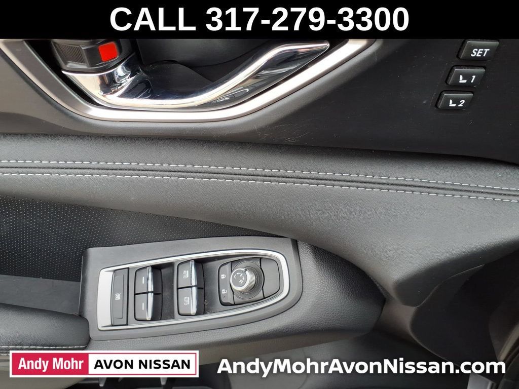 Used 2023 Subaru Ascent Limited AWD/4WD image 16
